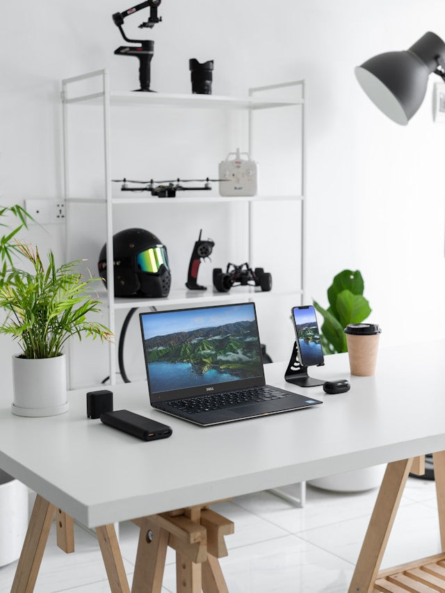 Computer & Smartphone Accessories